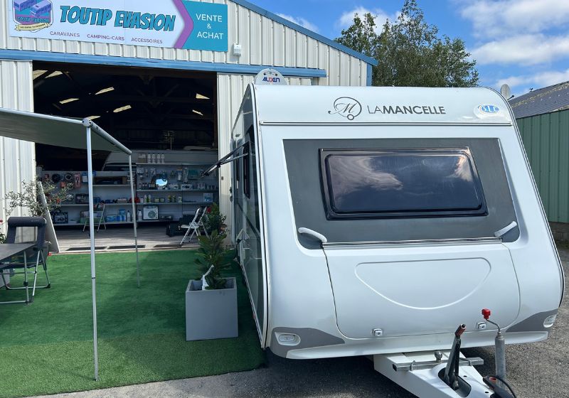 Caravane Caravelair Ambiance 390 de 2011 chez ToutipEvasion